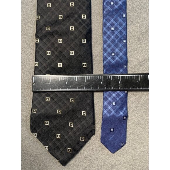 Tommy Hilfiger Mens Silk Tie Black and Blue Geometric Patterns Necktie - Picture 2 of 5